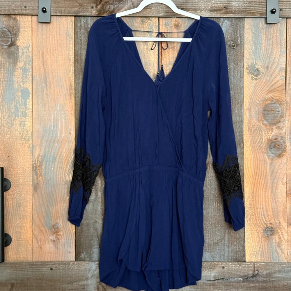 Express Blue Long Sleeve Lace Inset Romper‎ Tassel Tie V-Neck Womens M